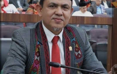 Bagaimana Seharusnya Pemerintah (Presiden, DPR & Kabinet) Bersikap ? Mencermati Aksi Damai Mahasiswa & Masyarakat