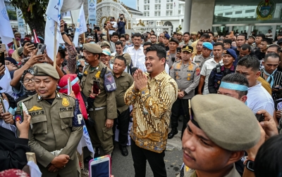 Terima Aspirasi Pendukung MBG, Bobby Nasution Akan Teruskan Permintaan Massa ke Prabowo