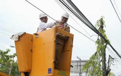 Simbol Keseriusan Penataan Kabel Udara, Bupati Deli Serdang Potong Kabel Jaringan Telekomunikasi 