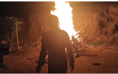 Viral Sore, Malamnya Dibakar: Polisi Gempur Barak Narkoba Diduga Milik Uki di Labura