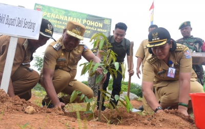 Pemkab Deli Serdang dan TNI Hijaukan Lau Simeme