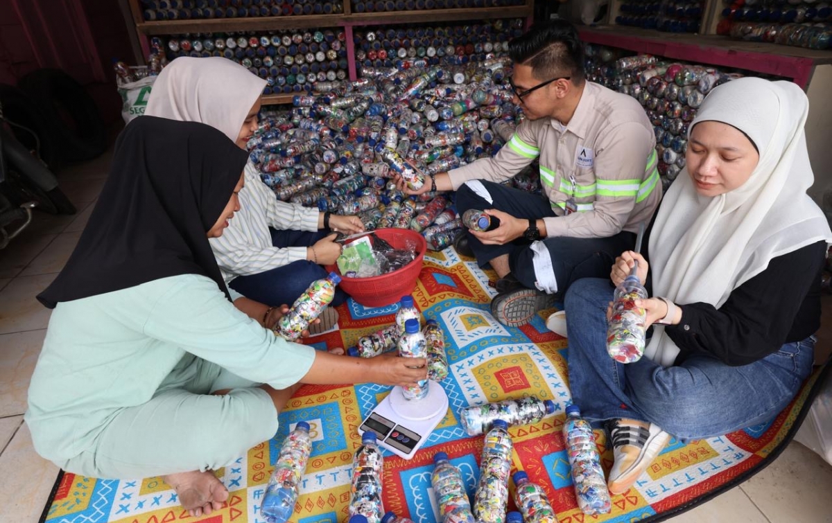 Libatkan Masyarakat Kelola Sampah Plastik, PT Agincourt Resources Bangun Taman Ecobrick di Batang Toru