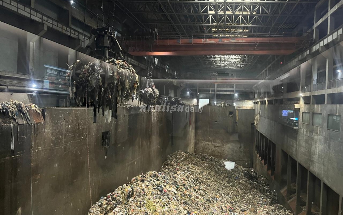 Belajar dari Tiongkok Mengelola Sampah Menjadi Energi Listrik