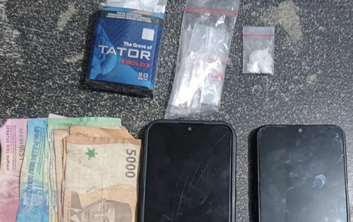 Gerebek Lapak Narkoba di Sergai, Polisi Ringkus 2 Pengedar yang Sempat Coba Kabur