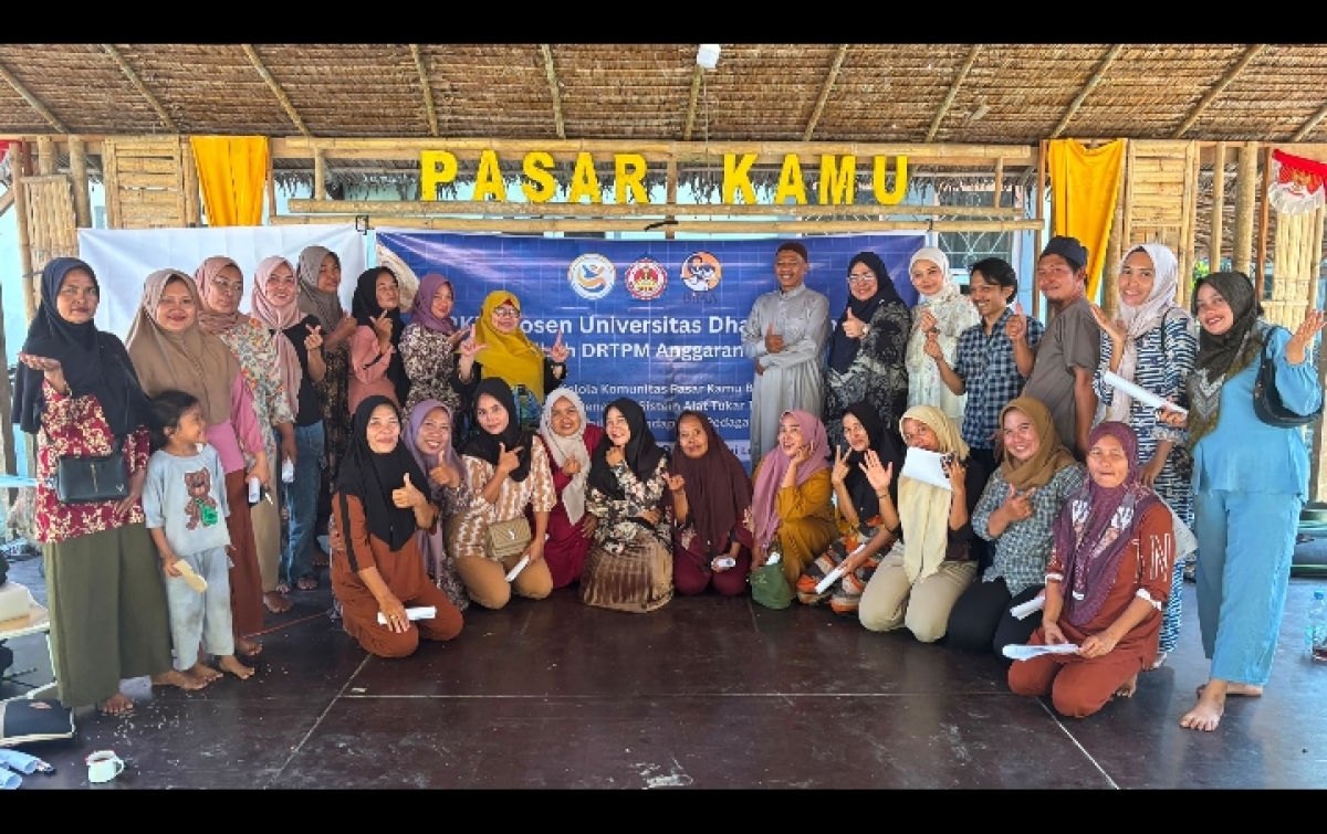 Pengabdian kepada Masyarakat, Dosen Universitas Dharmawangsa Kuatkan Pasar Tradisional Pasar Kamu Berbasis Digital