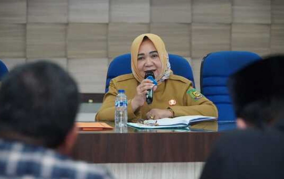 Pimpin Dialog dan Mediasi Perwakilan Korban Banjir,   Plt Bupati Langkat : Saya Akan  Memperjuangkan Percepatan Realisasi Bantuannya