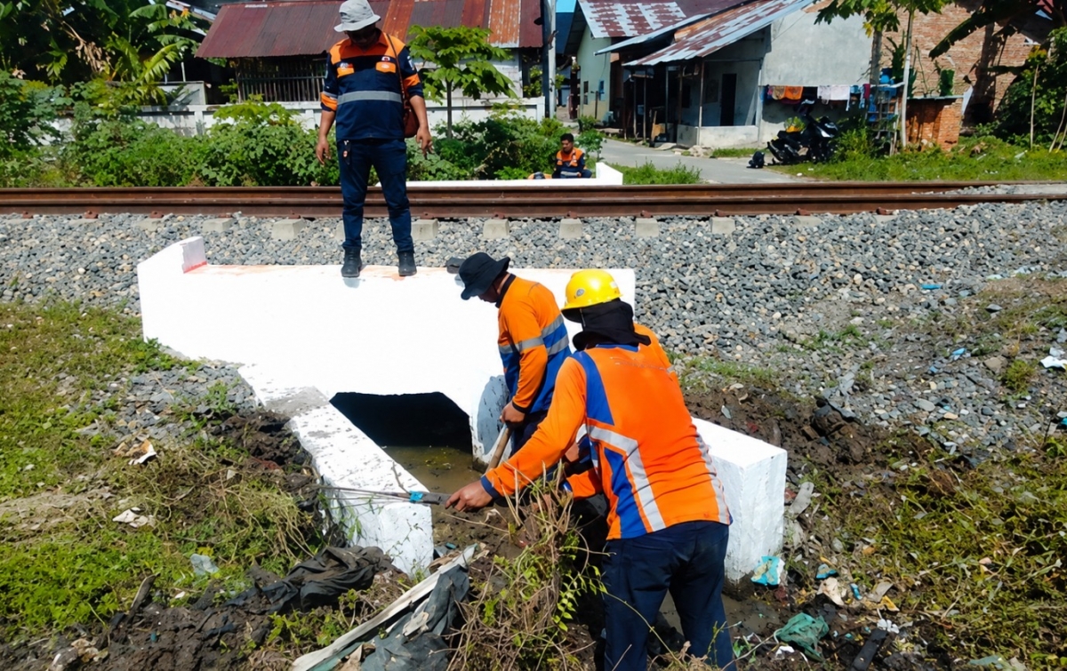 Hujan Lebat Guyur Sumut, KAI Divre I Siagakan Tim 24 Jam dan AMUS demi Keselamatan Penumpang