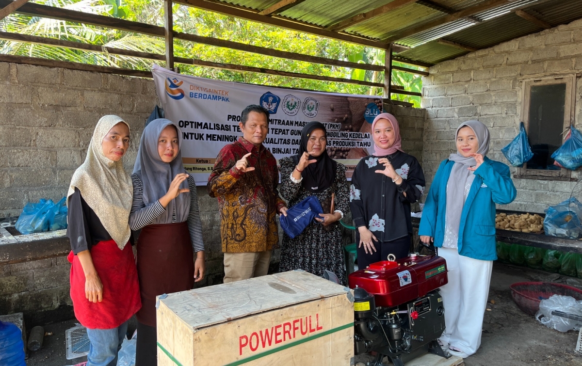 Dosen Unimed Optimalkan Teknologi Alat Penggiling Kedelai untuk Tingkatkan Produksi Tahu di Kota Binjai