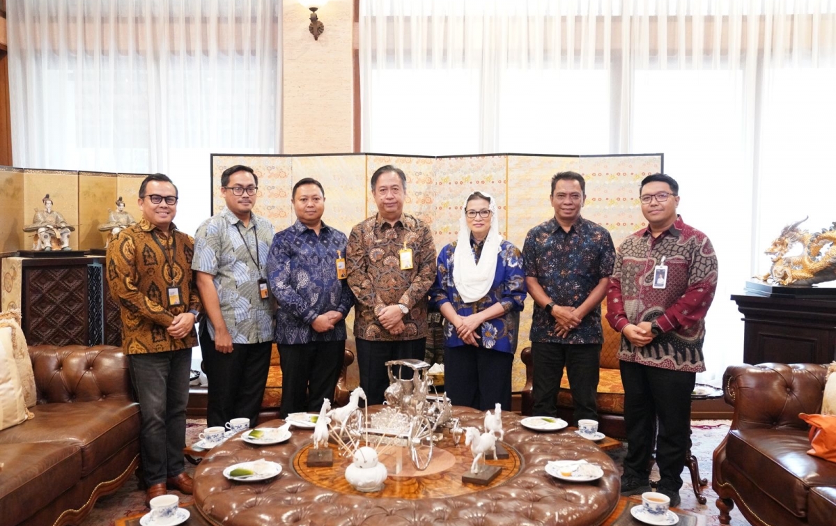 Bank Mandiri Taspen dan PT Taspen Serahkan Santunan kepada Ahli Waris Almarhum Rahmad Gobel