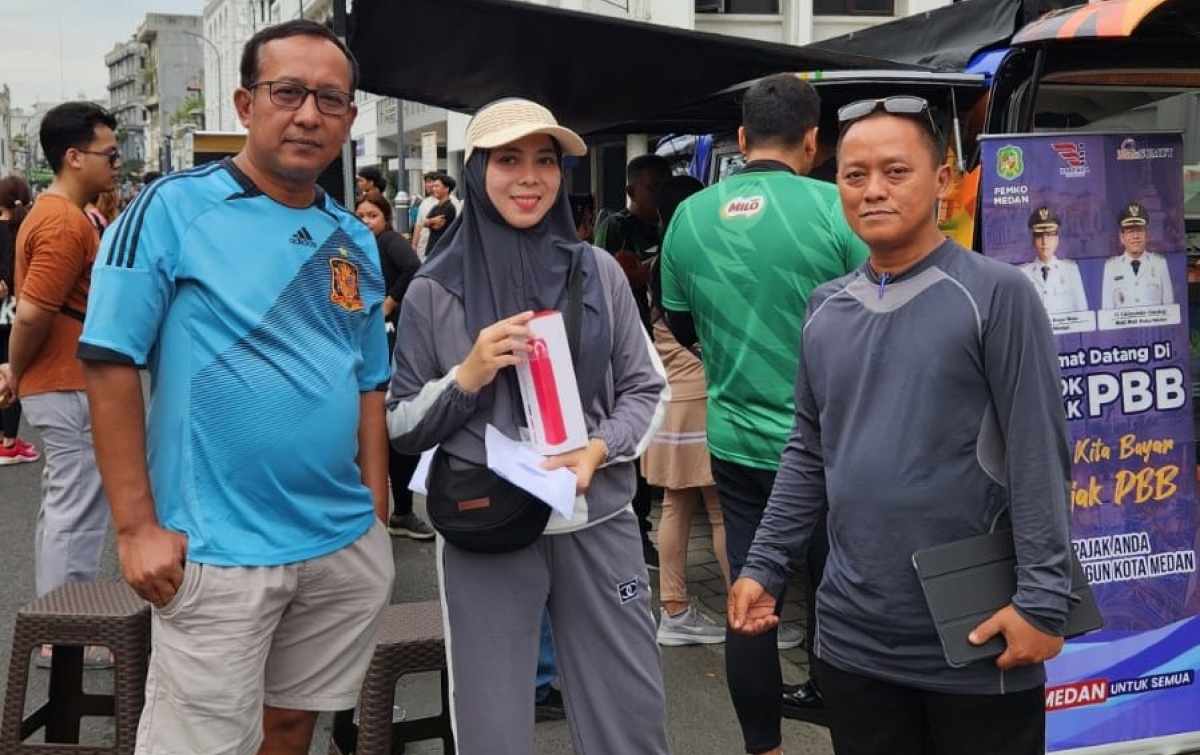 Olahraga Sambil Tunaikan Kewajiban Pajak di Pojok PBB dan Samsat Keliling CFD Kota Medan