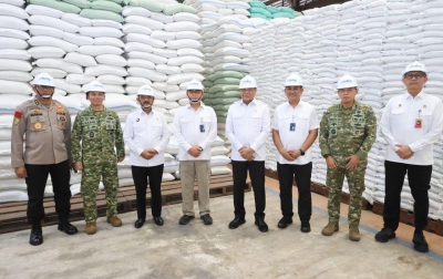 BULOG Perkuat Sinergi Ketahanan Pangan, Menko Polkam Tinjau Cadangan Beras Pemerintah di Sumut