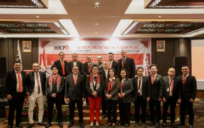 Seminar Nasional HKPI Tegaskan Perdamaian dan Restrukturisasi Utang Jadi Prioritas Hadapi Krisis