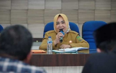 Pimpin Dialog dan Mediasi Perwakilan Korban Banjir,   Plt Bupati Langkat : Saya Akan  Memperjuangkan Percepatan Realisasi Bantuannya