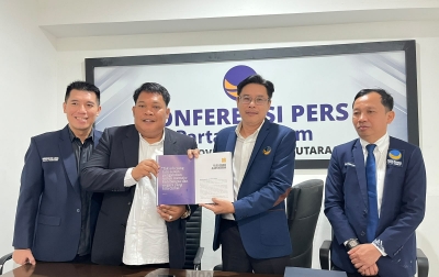 Iskandar ST Luncurkan Buku Menelusuri Jejak Pengabdian dan Lahirnya Suryapalohisme