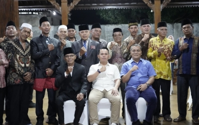 Bahas Berbagai Hal, Bupati Putra Mahkota Kumpulkan 16 Raja Luat se Palas