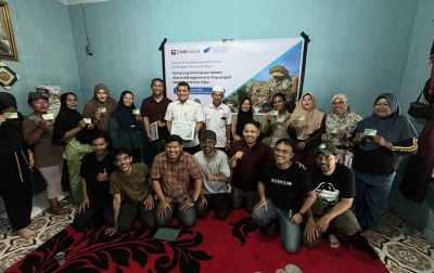 10 Pemulung Perempuan di TPA Terjun Peroleh Perlindungan BPJS Ketenagakerjaan