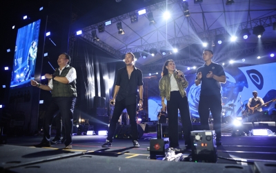 Dewa 19 Guncang Nommensen Festival 2026, Ribuan Orang Padati Kampus UHN Medan
