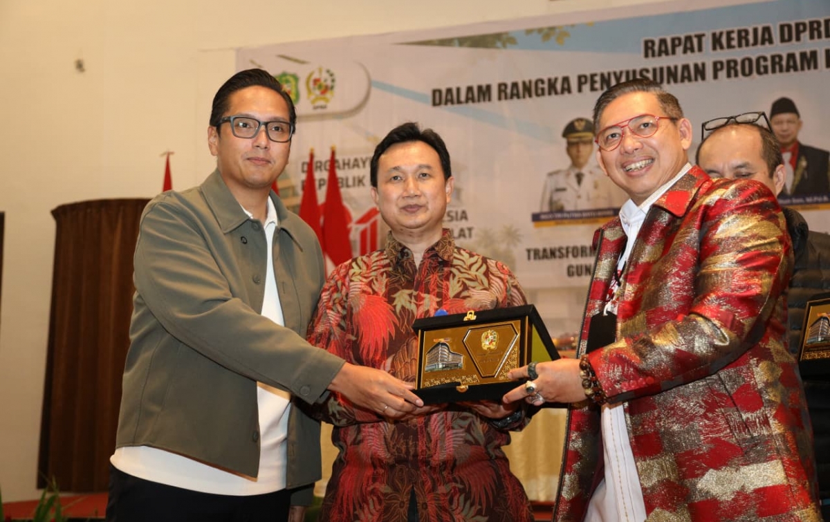Percepat Pertumbuhan Ekonomi, Rico Waas Dorong Penguatan Sinergi Pemko-DPRD Medan