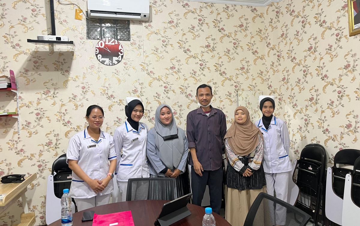 Mahasiswa D-III Kebidanan UDI Tuntaskan Praktik Klinik di RS Artha Mahinrus