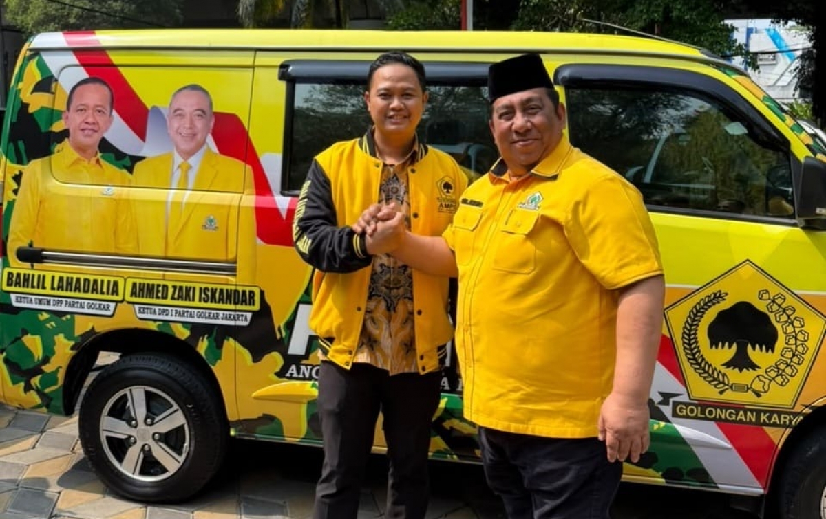 Ketum PP AMPG Serahkan Mobil Operasional Pembersih Rumah Ibadah kepada AMPG DKI Jakarta