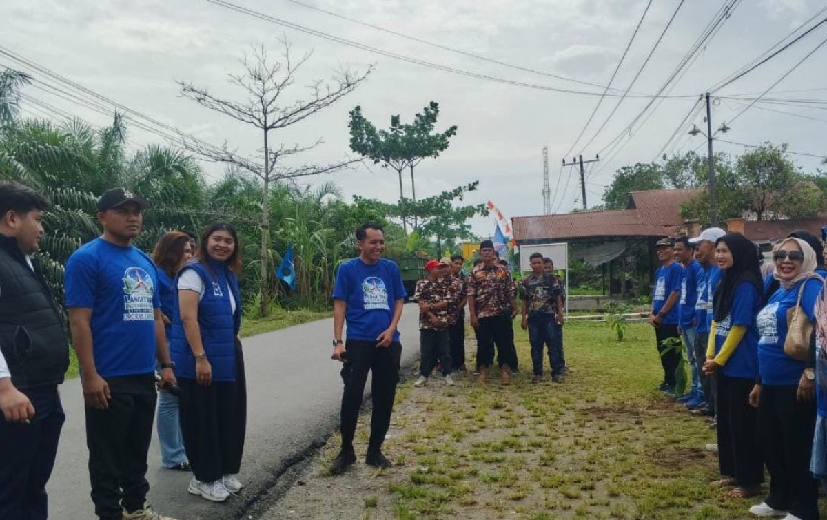 Satu Truk Sampah Terangkut! Aksi Gotong Royong Demokrat Langkat Warnai Jelang HUT ke-25