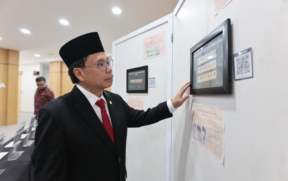 Dari Lembaran Uang Lama hingga Perangko Bung Karno, Sofyan Tan: Menemukan Kembali Jejak Sang Perekat Bangsa