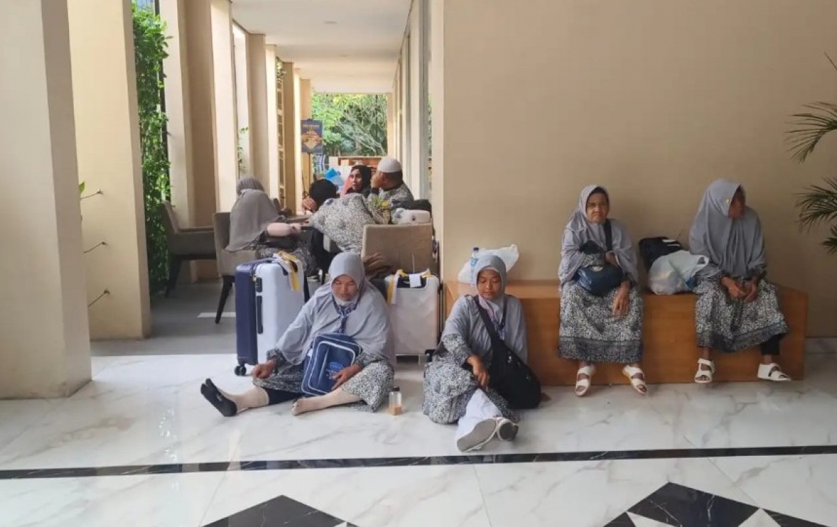 Travel Sultan Andalus Haramain Telantarkan Jemaah Umroh Asal Madina 