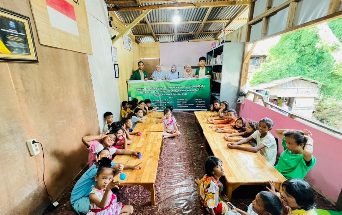 FEB USU Perkuat Literasi Anak Sungai Deli