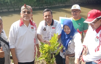 Menteri Kehutanan RI 2004-2009 MS. Kaban,.Reuni Akbar SMAN-7 Medan Bangun Kepedulian Almamater Terhadap Lingkungan dan Sekolah