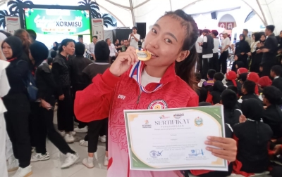 Mahasiswi UDI Raih Emas, Wakili Sumut ke FORNAS 2026