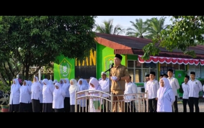 Plt Kadis Kominfo Berikan Edukasi kepada Siswa MAN 1 Palas
