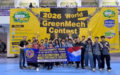 Semua Tim Sutomo 1 Sabet Juara, Harumkan Indonesia di Ajang Robotik Internasional