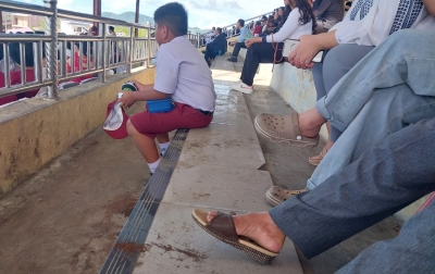 Tribun Stadion Sidikalang Jorok Saat Upacara Detik-Detik Proklamasi