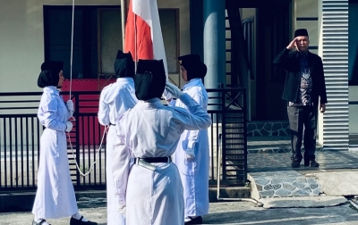 Prof Indra Prasetia jadi Pembina, SMP Islam Terpadu Indah-UMSU Peringati Hari Kemerdekaan