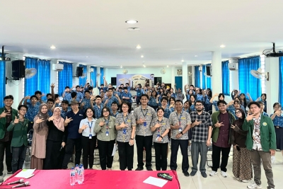 Tim USU dan Pakar Arsitektur Dunia Ajak Siswa SMP Kristen Kalam Kudus Membaca Kota