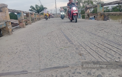 Lantai Tinggal Rangka Besi, Jembatan Nagur Sergai Nyaris Putus dan Ancam Nyawa Pengendara