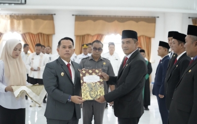 Lima Pejabat Pimpinan Tinggi Pratama Dilantik, Bupati Putra Mahkota Tekankan Pentingnya Integritas