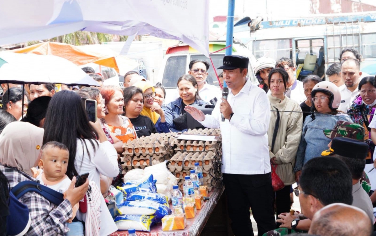 Bupati Taput Buka Pelaksanaan Gerakan Pangan Murah