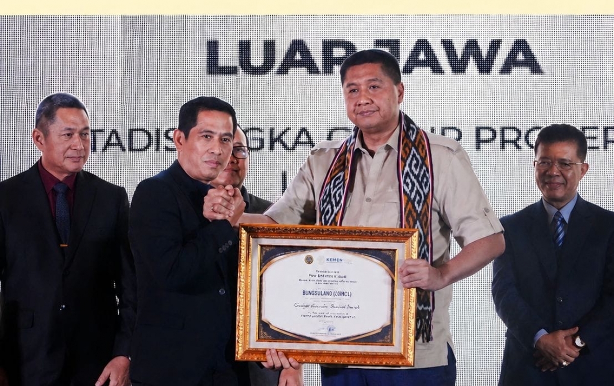 Pegawai Bungsuland Property Dapat Umrah dari Menteri PKP Maruarar Sirait