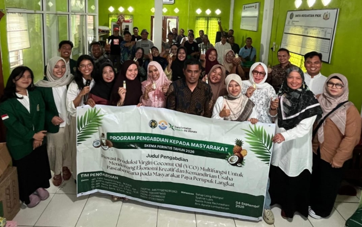 Tim Dosen USU Latih Warga Paya Perupuk Produksi COCOVIA dan COCONAS