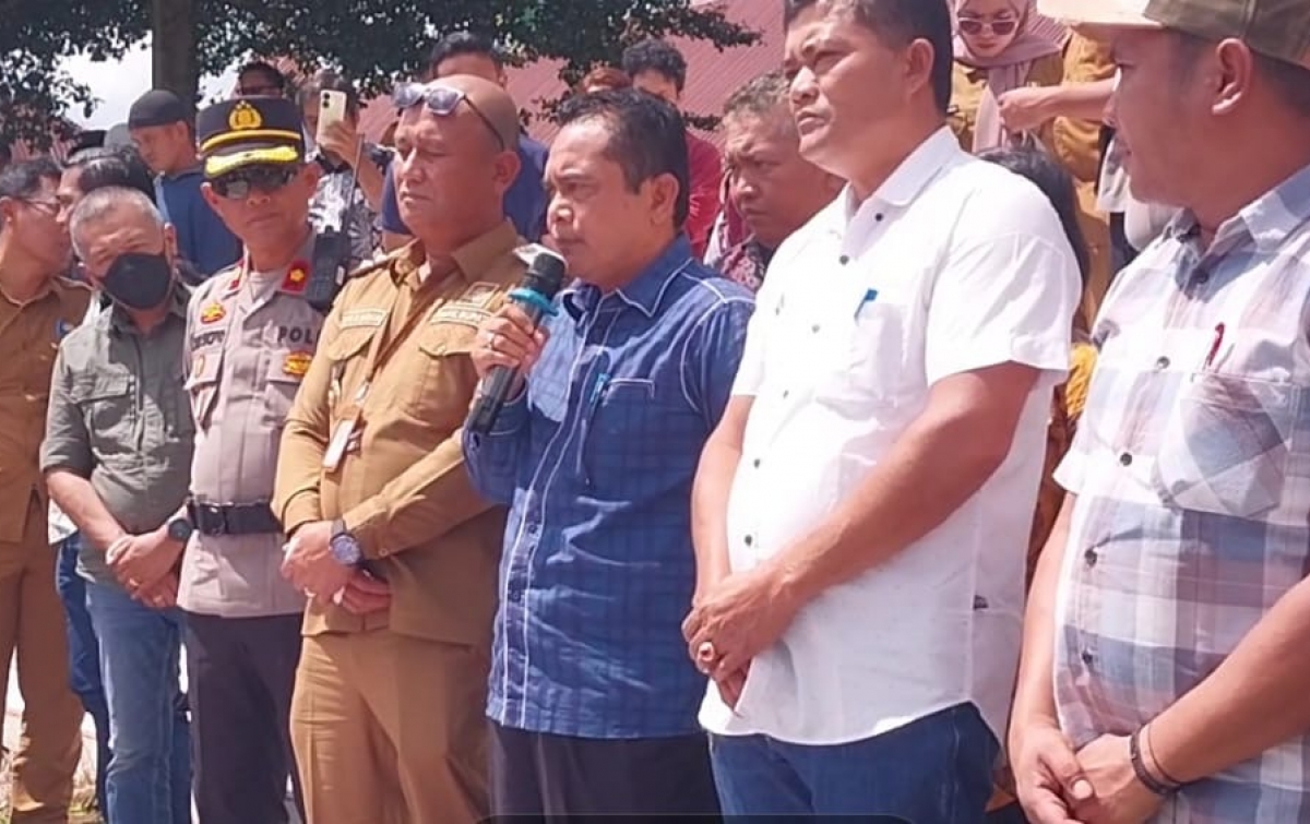 Main Pukul Meja, Direktur PD Pasar Dairi Minta Maaf ke Pedagang