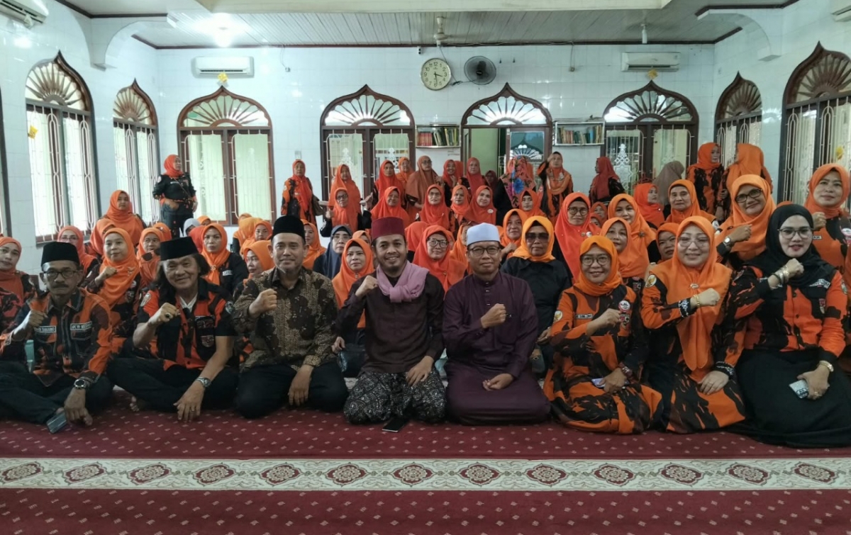 Majelis Taklim Muslimah Pemuda Pancasila Gelar Pengajian di Masjid Al Munawwaroh