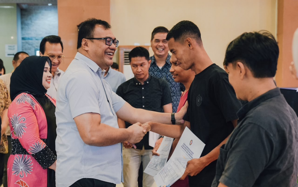 Urus Akta Kelahiran dan Kematian Lebih Mudah Lewat Faskes, Asri Ludin Tambunan Luncurkan SIAP SEHAT