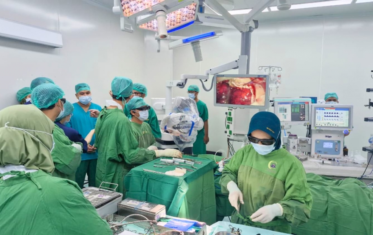 RS Adam Malik Dampingi Operasi Clipping Aneurisma Perdana di RSU Haji Medan