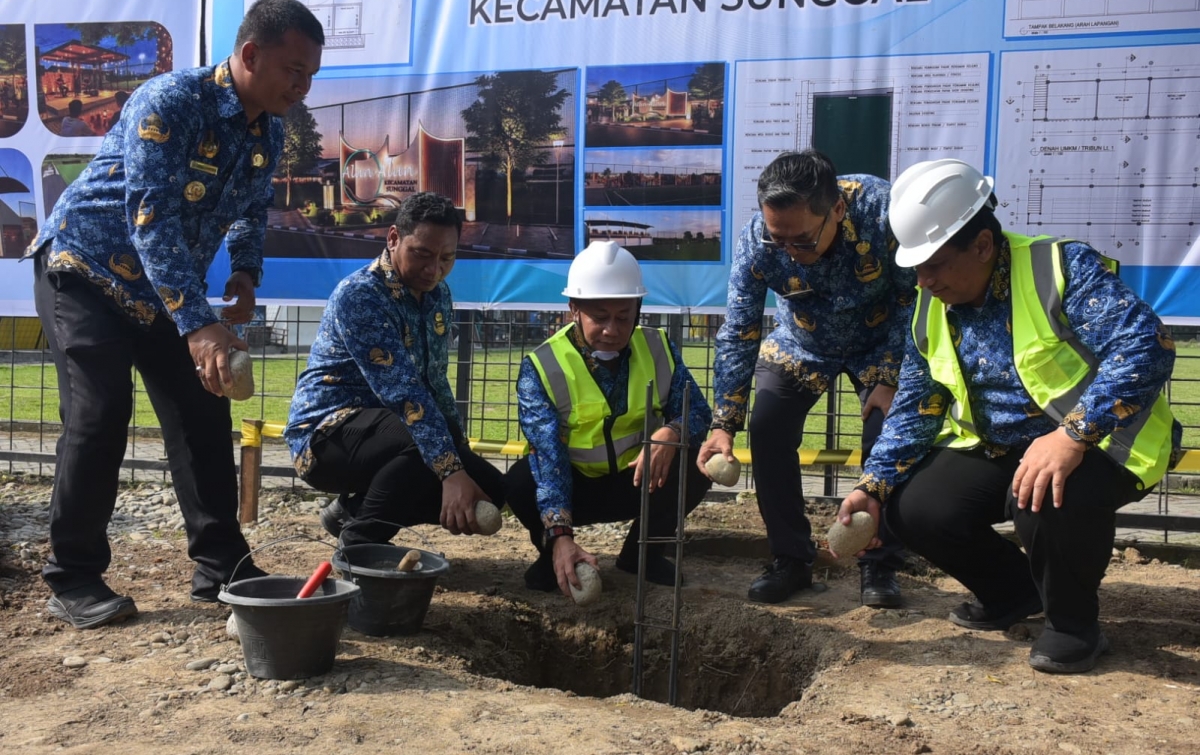 Sekda Deli Serdang Lakukan Peletakkan Batu Pertama 4 Proyek Infrastruktur di Sunggal