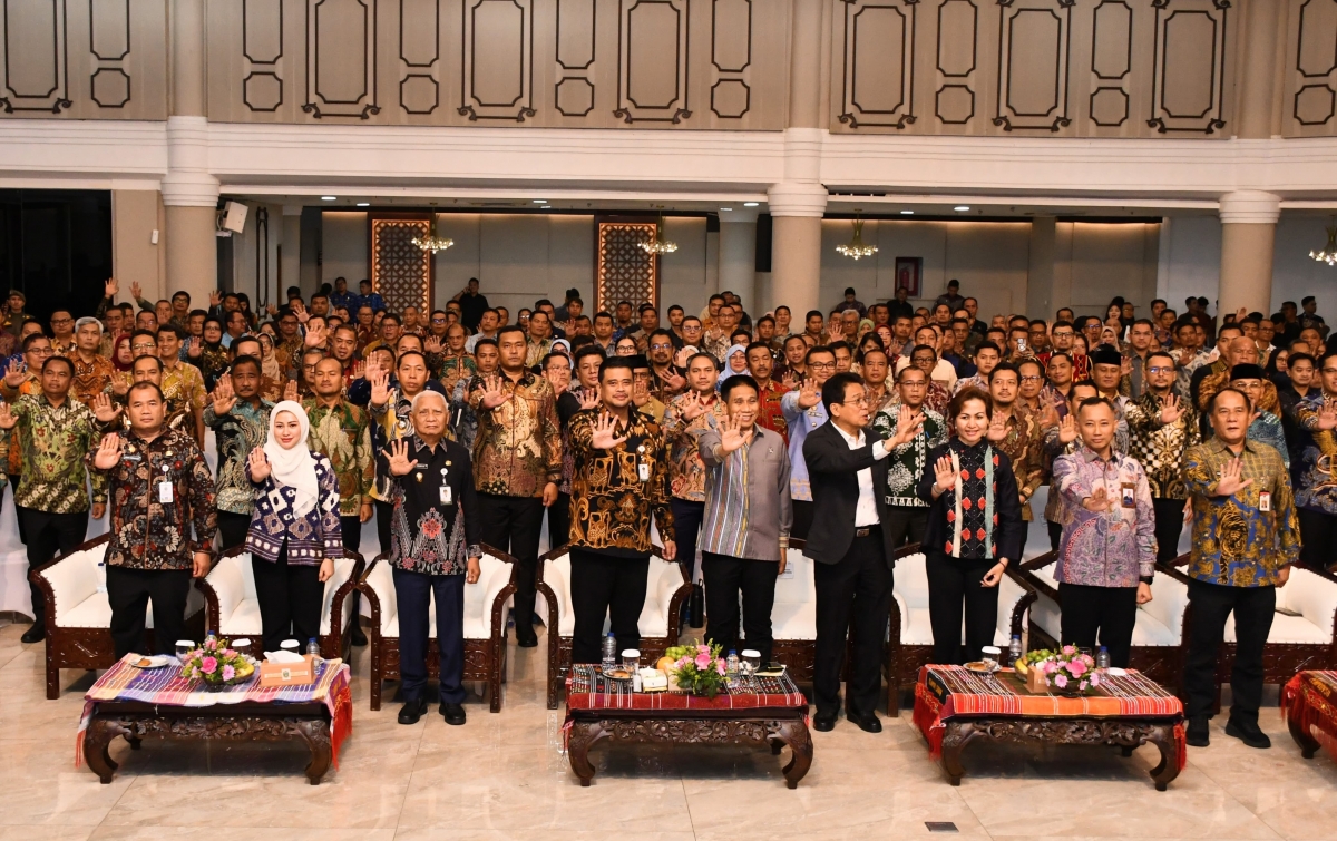 Bupati Samosir Tandatangani Komitmen Bersama KPK, Perkuat Pencegahan Korupsi