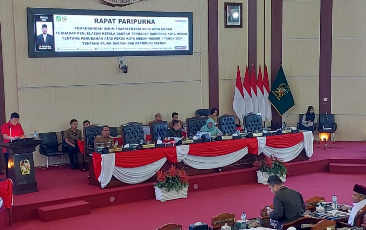 F—PDI Perjuangan DPRD Medan Pertanyakan Keterlambatan Pengajuan Perubahan Perda No 1 Tahun 2024