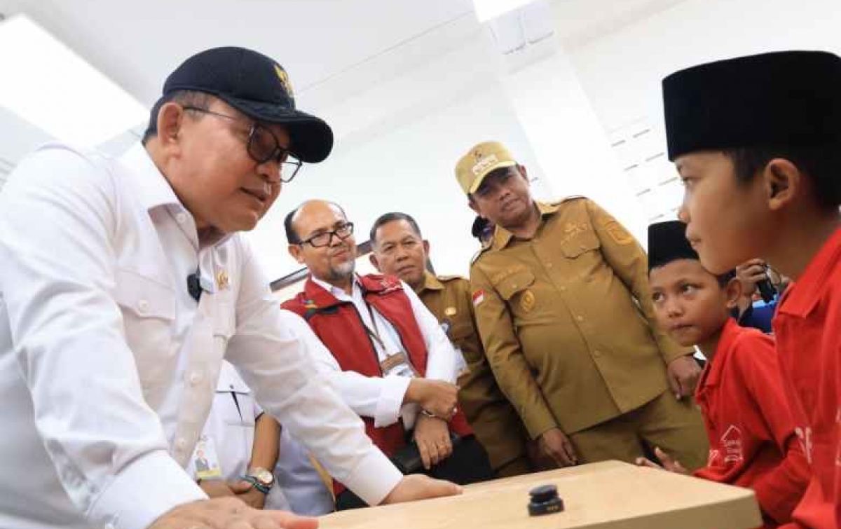 KSP Dudung Abdurachman Tinjau Sekolah Rakyat Terintegrasi 1 di Sergai: Pastikan Pendidikan Merata dan Motivasi Siswa Lewat Kisah Inspiratif