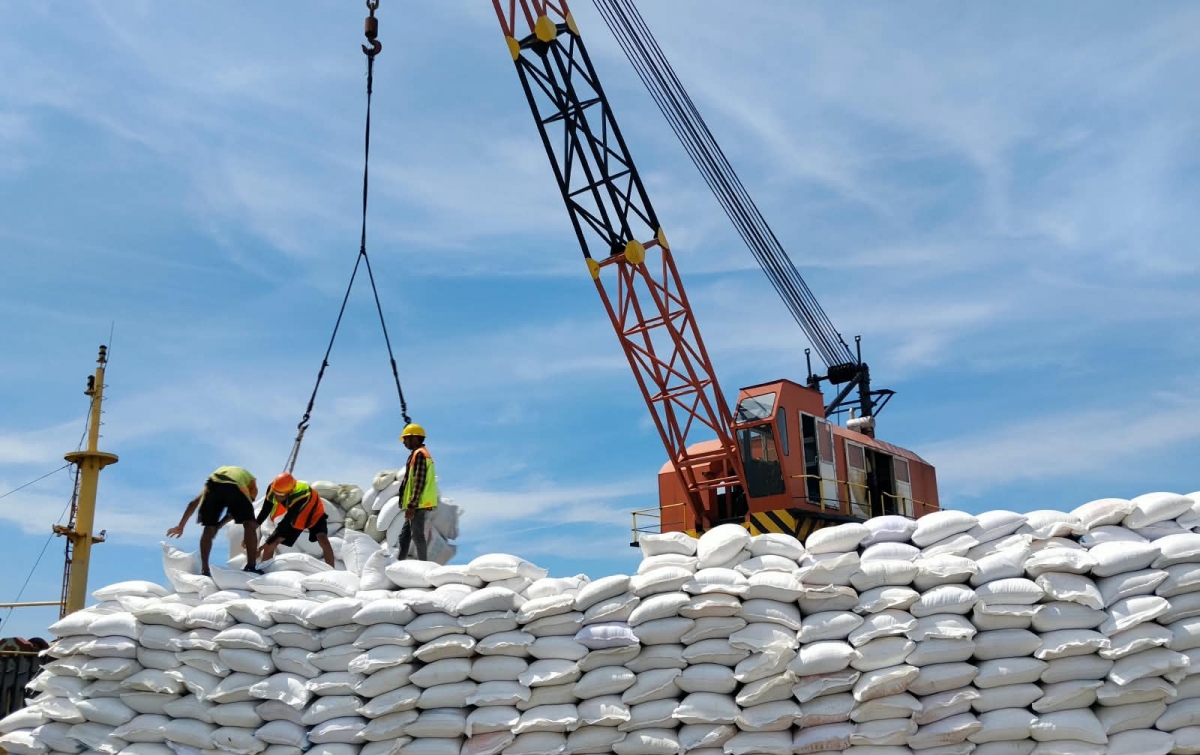 Bulog Sumut Terima 4.434 Ton Beras dari Jatim, Perkuat Cadangan Pangan