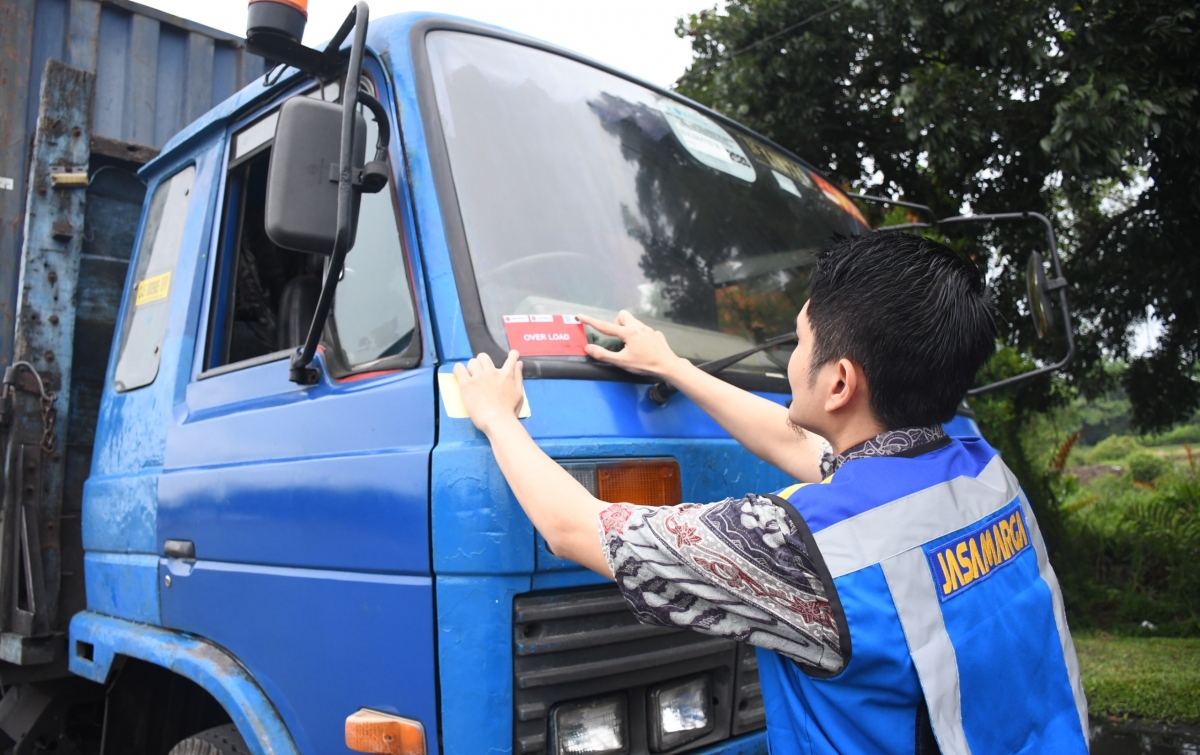 Dukung Target Zero ODOL 2027, RO1JNT Kembali Lakukan Penertiban Kendaraan Besar di Ruas Tol Belawan-Medan-Tanjung Morawa